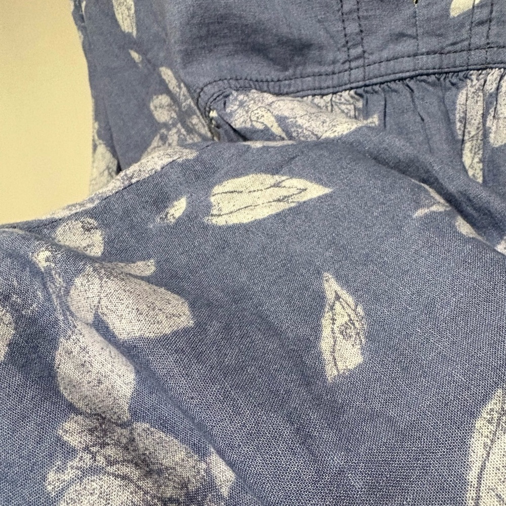 We The Free Blue Floral Tunic with White Print - Picture 13 of 14